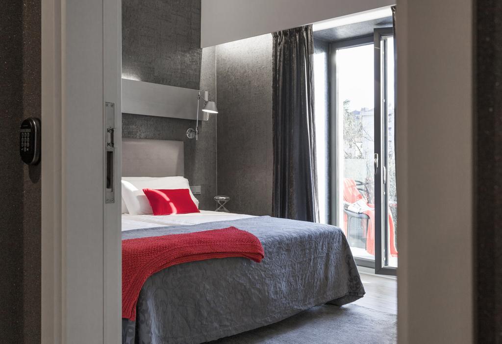 Luxe Kamer met 1 of 2 Bedden en Balkon